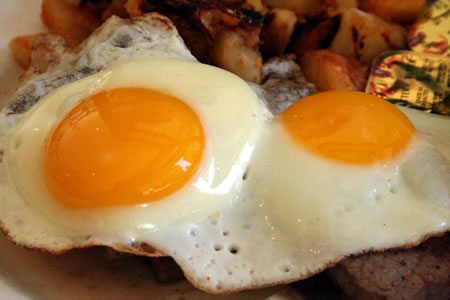 Eggs in New York Diner